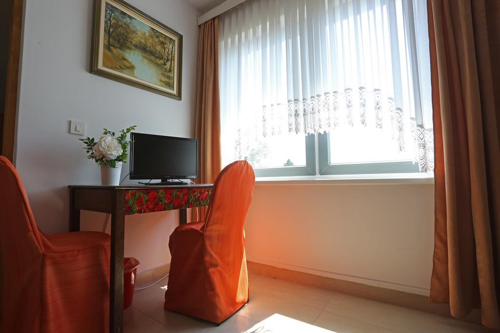Bed&Breakfast Ana Svajcarnica Exterior foto
